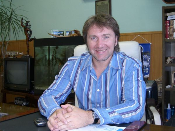 Разносторонний бизнесмен